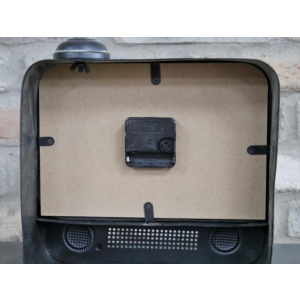 Retro Table Clock Industrial TV Radio Design - Image 4