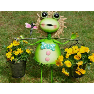 Metal Garden Pot Frog Bucket Flower Planter - Image 4