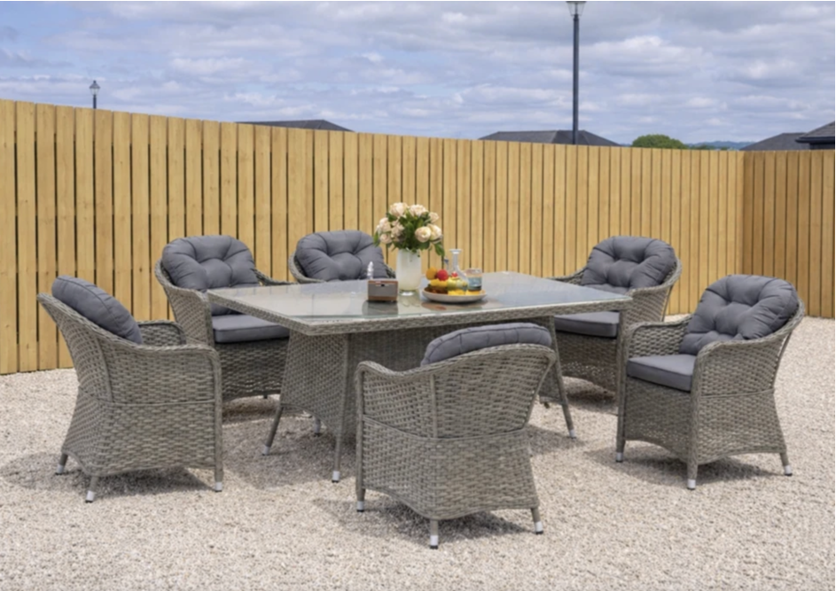 Rattan-Dining-Table-and-Chairs